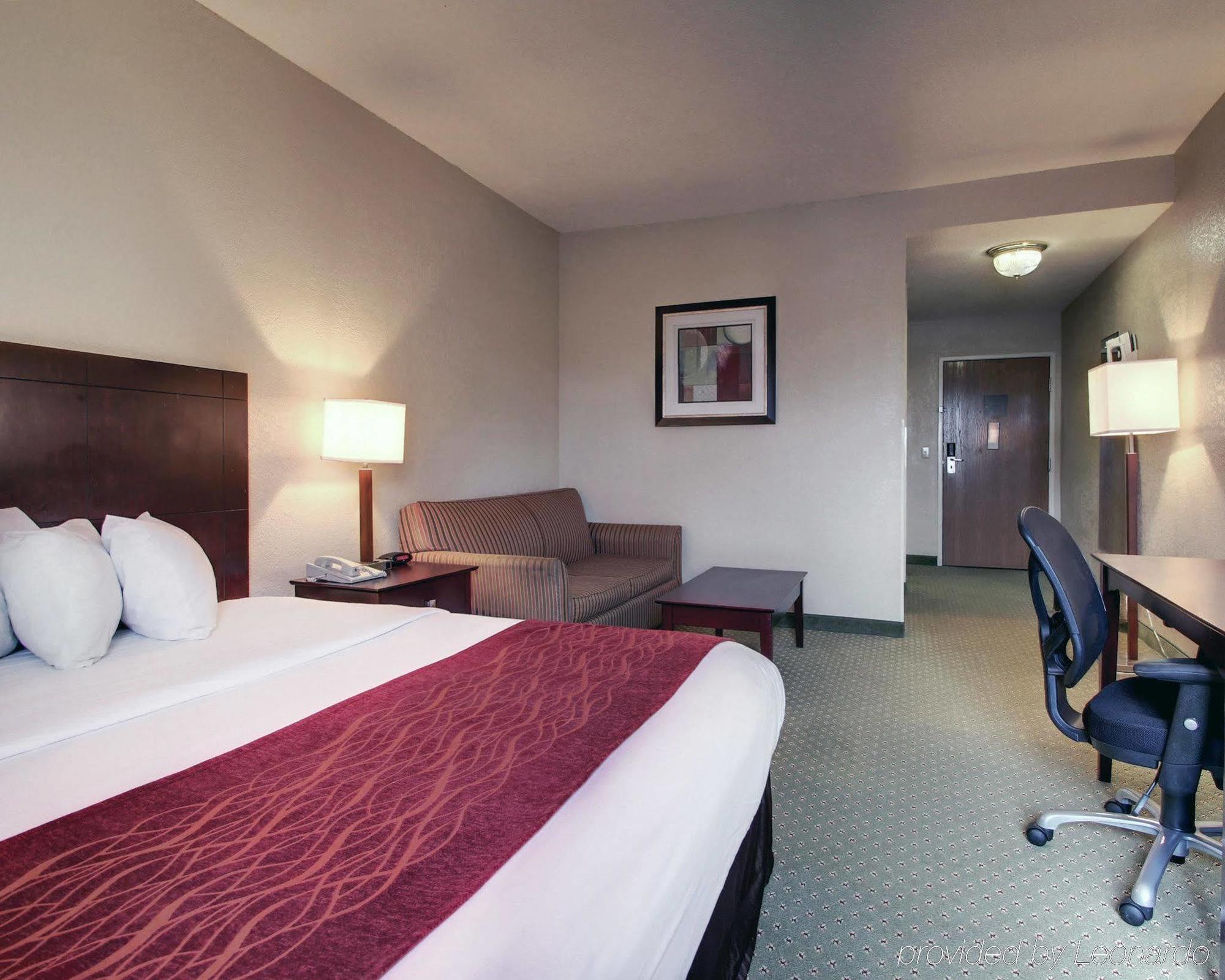 Columbia Inn & Suites Ngoại thất bức ảnh