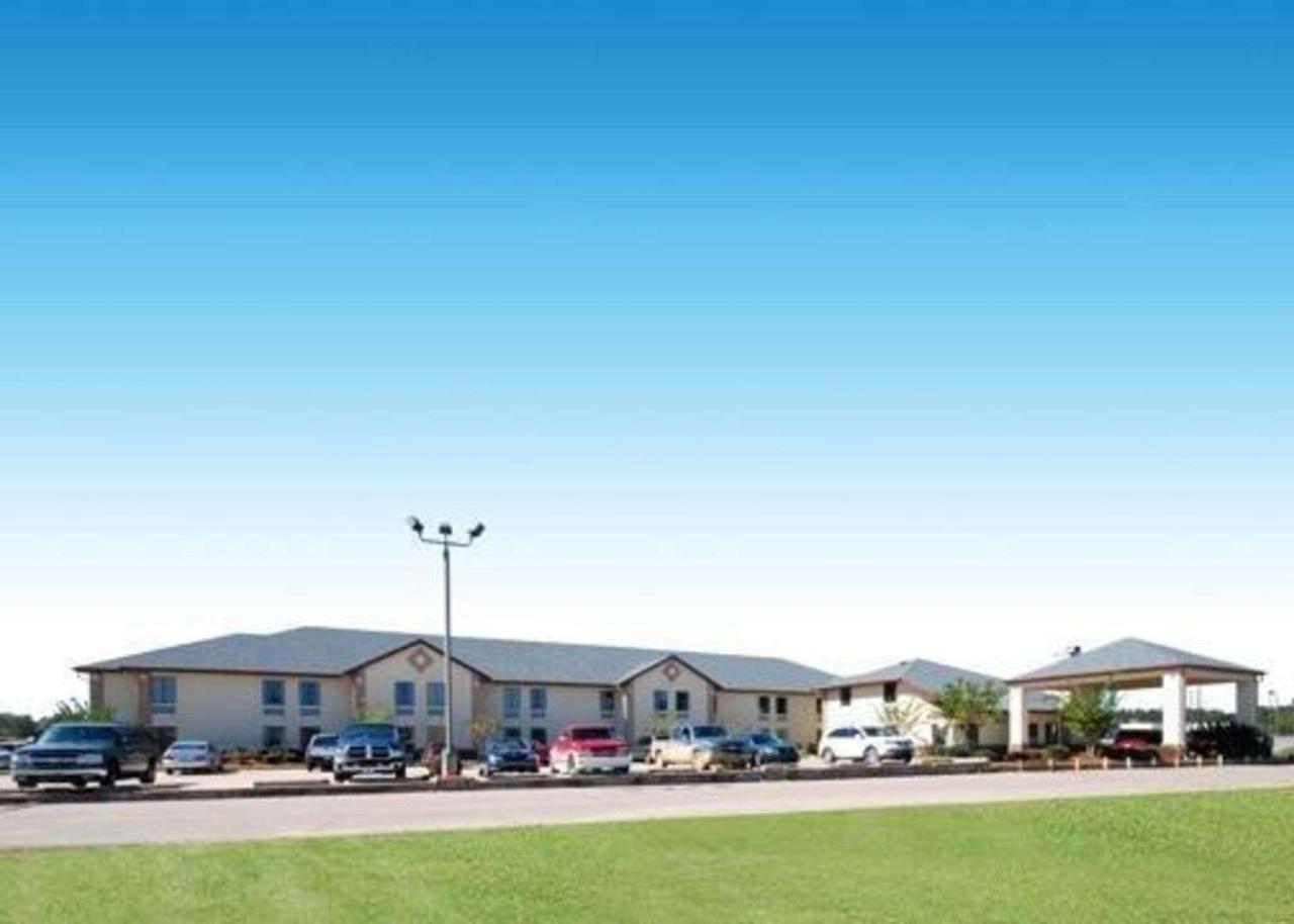 Columbia Inn & Suites Ngoại thất bức ảnh